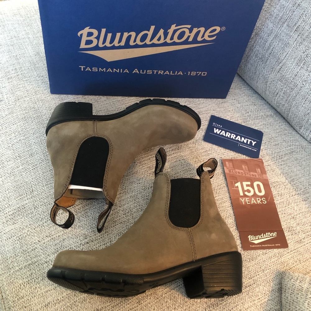 Blundstone 1961 heel series boots new in box stone nubuck